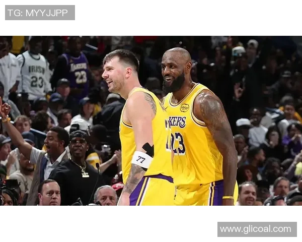 鹈鹕与湖人激战四节精彩回放全场精华尽在其中